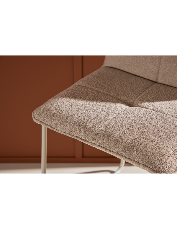 Pusbario kėdė Bisbee